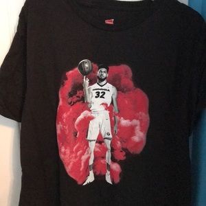 UGA basketball Mike Edwards Tshirt